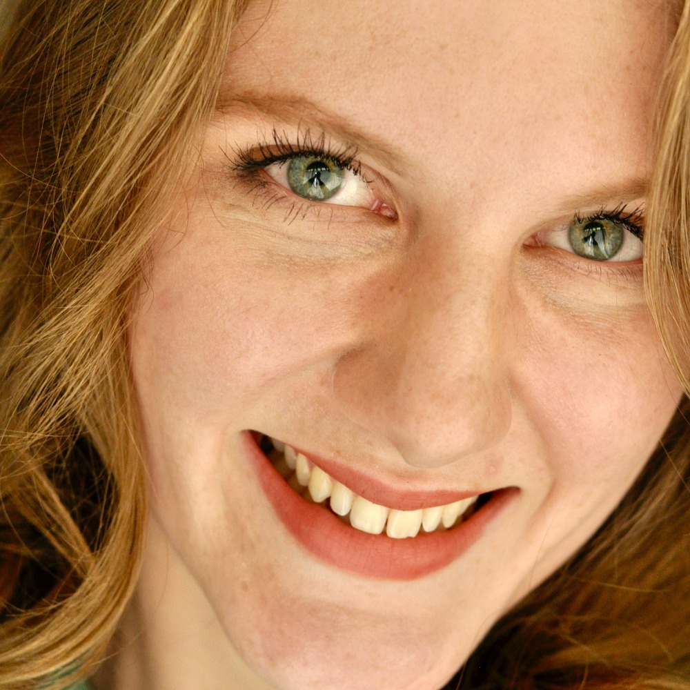 Meet your Posher, Julia